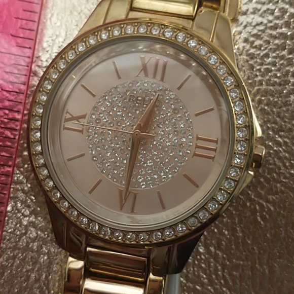 Rose Gold Relic Watch - Picture 4 of 6